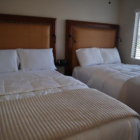 Venture On Country Club Apartment Меса Екстериор снимка